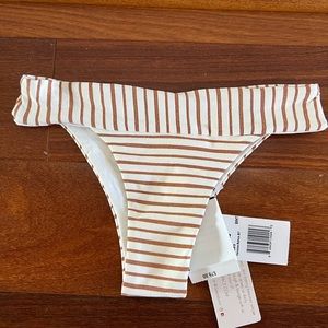 L*SPACE Veronica Bottoms Bitsy Cut